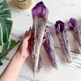 1pc Amethyst Scepter, Large Raw Uncarved Crystal, Stunning Gradient Amethyst Scepter, Perfect Gift For Family And Friends, Christmas, Valentine'S (weight: 500-600g)